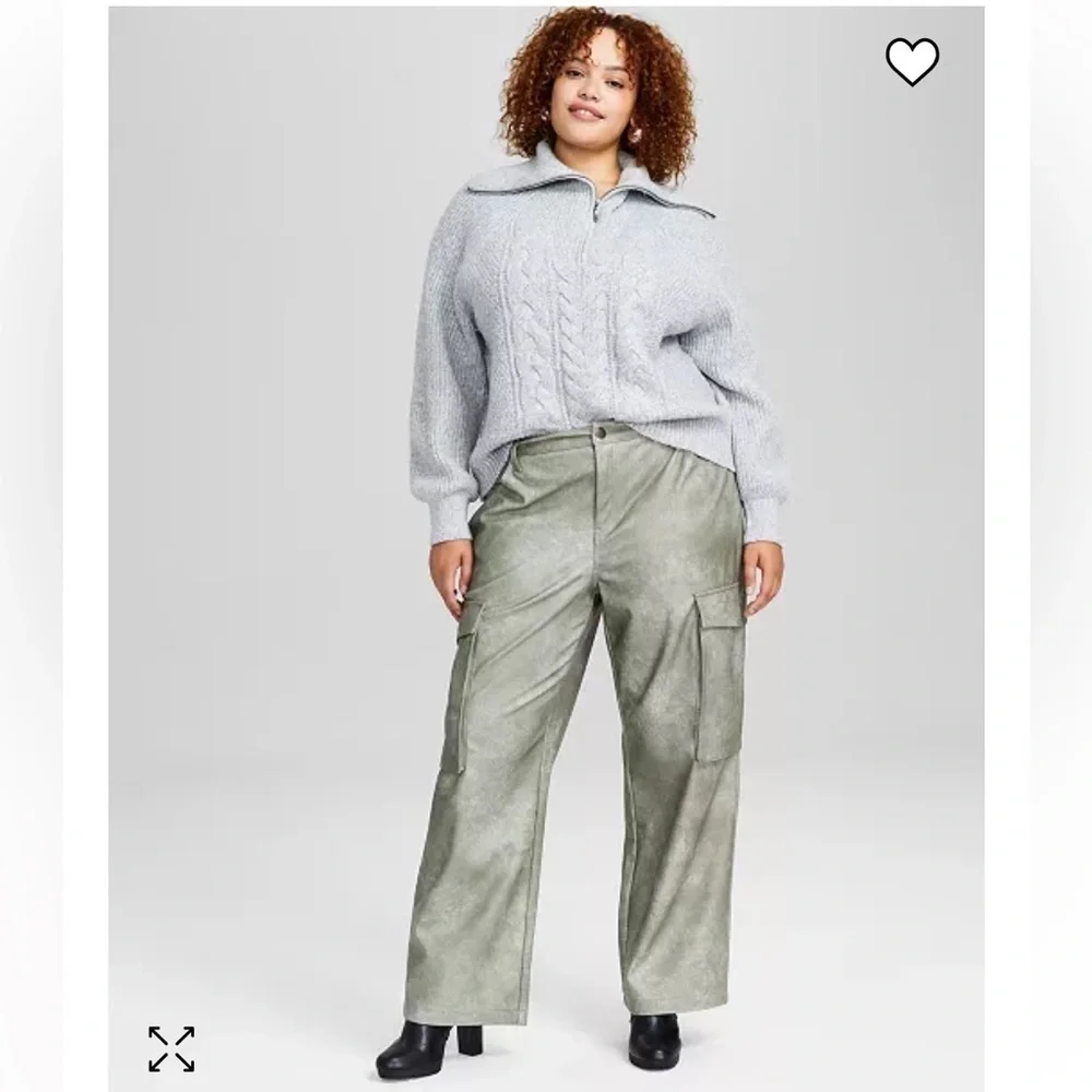 Trendy Plus Size Faux-Leather Cargo Pants in size 28W - Picture 3 of 6